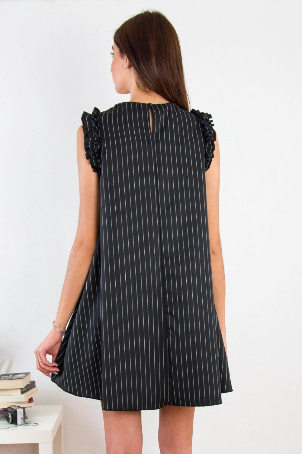 Γυναικείο μαύρο ριγέ φόρεμα σε Α γραμμή 91405