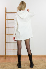 Γυναικείο λευκό πλεκτό Oversized μπλουζοφόρεμα με κουκούλα 700660L